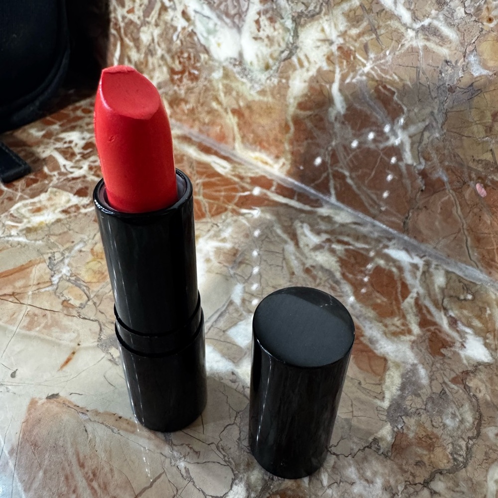 Micro Bubble Lipstick in Micro Melon